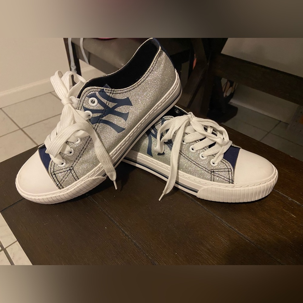 New York Yankees Sneakers
